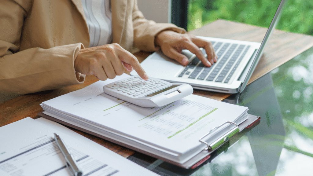 backdrop filter blur5px 11